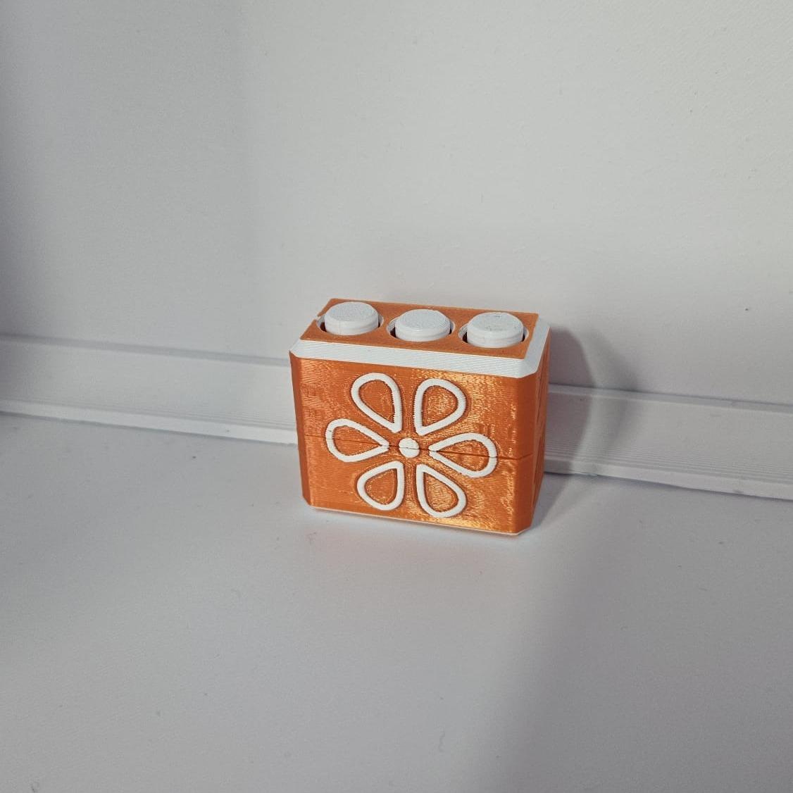 CalmiPop Fidget The Silent Fidget That Speaks Calm Not Suitable Under 36 Months Calm Therapy Toy - Image 2