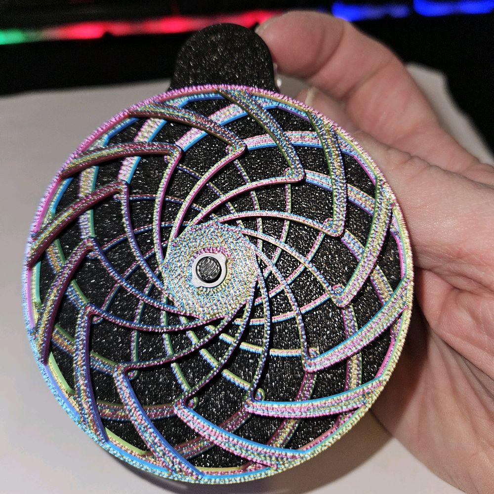 Kinetic Fidget – Hypnotic Spinning Illusion  fidget toy for ADHD, Autism and Anxiety
